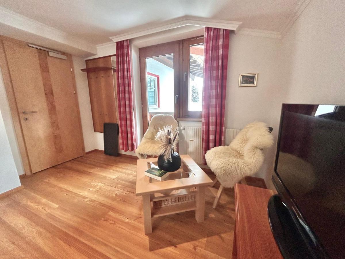 Haus Wallis By Stayfritz - Ski-In Ski-Out Zimmer 'Garni' Am Arlberg Warth  Exterior photo
