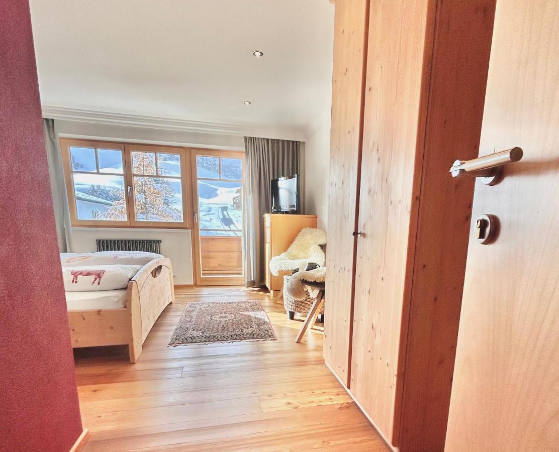 Haus Wallis By Stayfritz - Ski-In Ski-Out Zimmer 'Garni' Am Arlberg Warth  Exterior photo